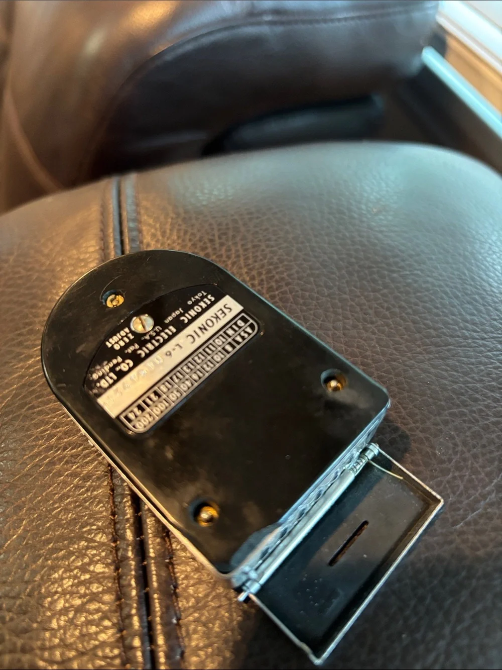 Sekonic L-6 Light Silver Light Meter - Compact Vintage Exposure Meter